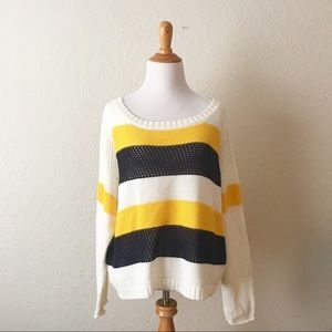 Vintage Havana Size M gorgeous summer sweater